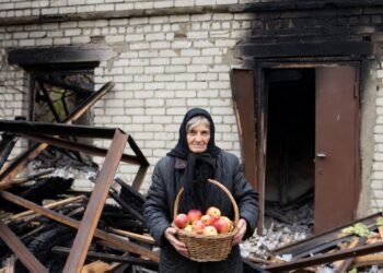 Письма из пепла: правда, которую боялся весь город